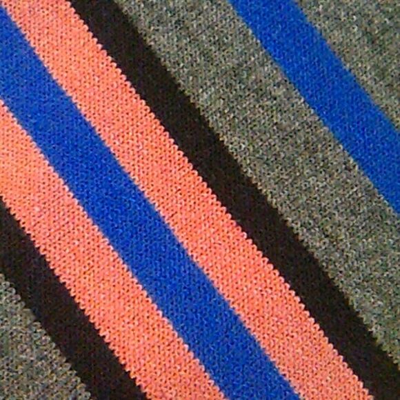 LuLaRoe Ruffled Shift Dress - Picture 12 of 12